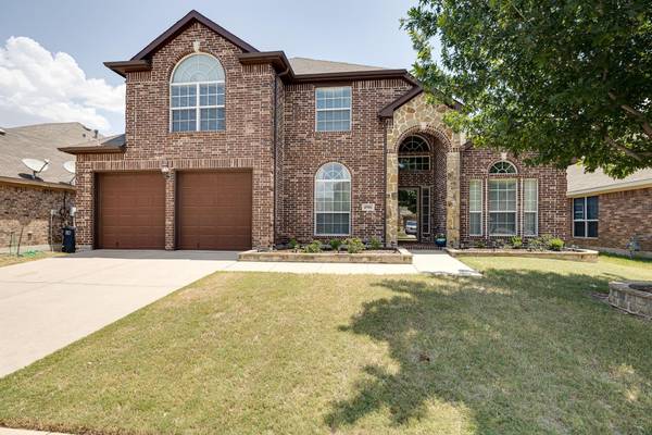 4916 Breezewind Lane, Fort Worth, TX 76123