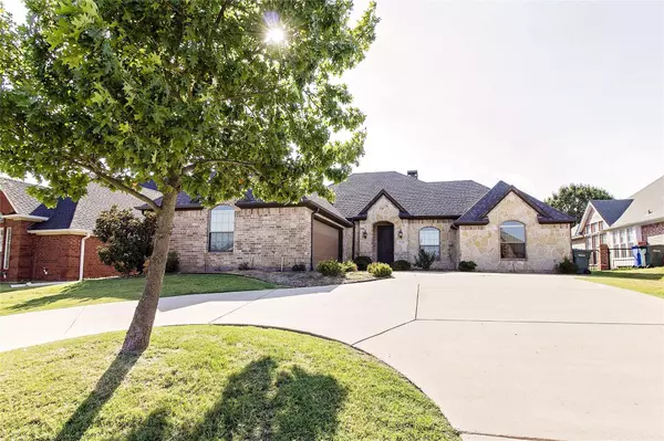 3128 Preston Club Drive, Sherman, TX 75092