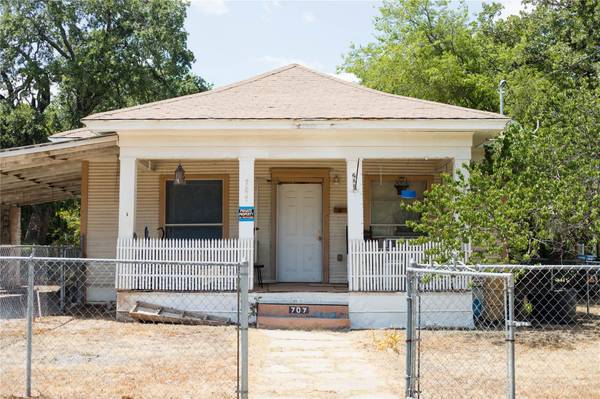 707 Avenue D, Brownwood, TX 76801