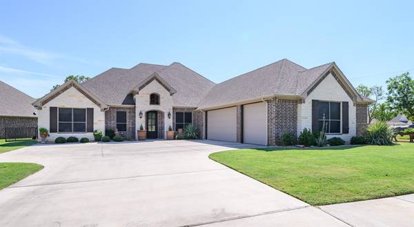 6301 Weatherby Road,  Granbury,  TX 76049