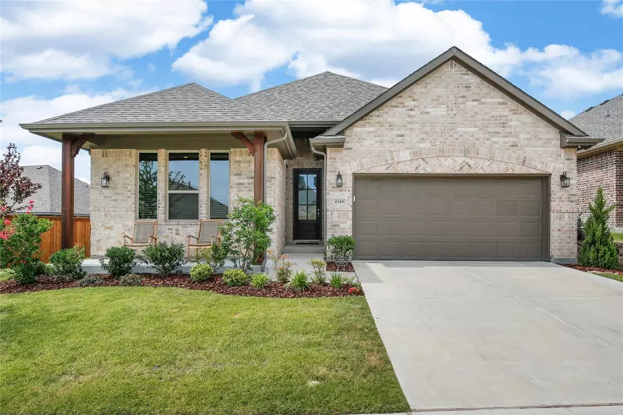 4746 Tanglewood Drive, Haltom City, TX 76137