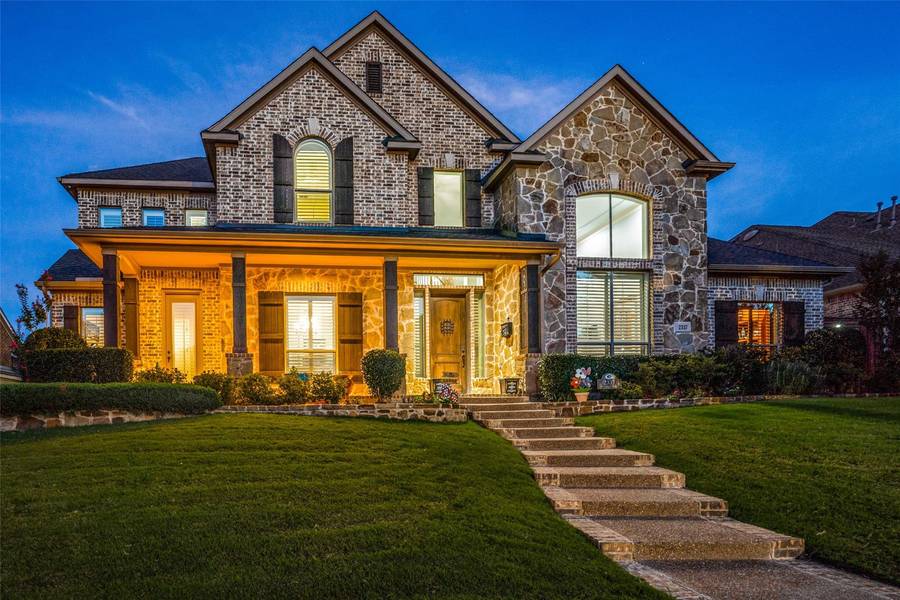 2337 Maidens Castle Drive, Lewisville, TX 75056