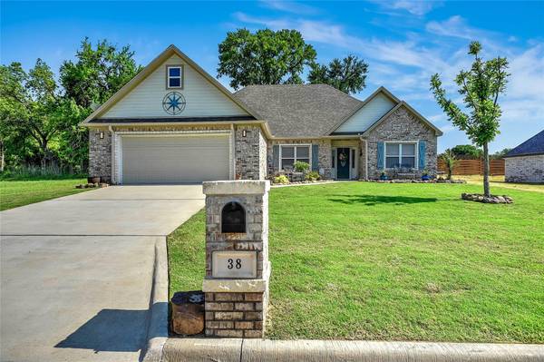 38 Lone Oak Boulevard, Pottsboro, TX 75076