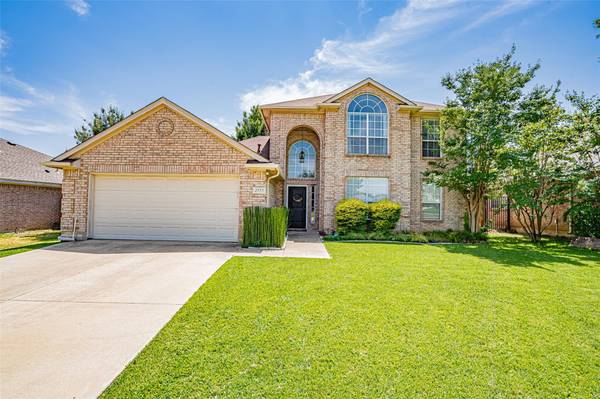 2115 Savannah Drive, Mansfield, TX 76063