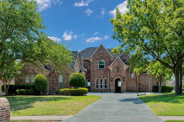 148 Country Club Drive, Heath, TX 75032