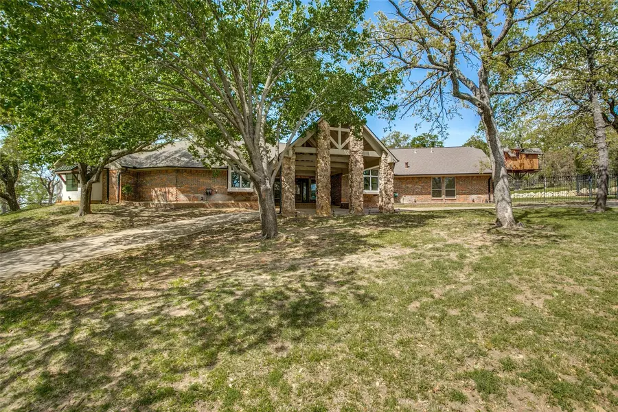 5933 Steve Court, Westlake, TX 76262