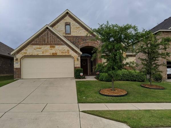 3916 Hollow Lake Road, Fort Worth, TX 76262