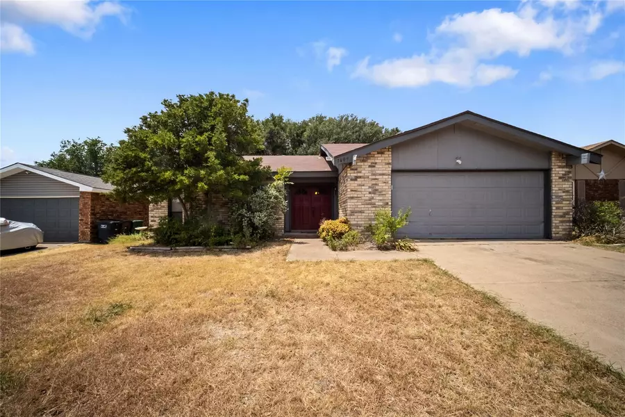 7409 Mulberry Court, Fort Worth, TX 76137