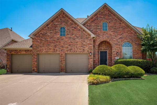 1300 Mallard Circle, Mansfield, TX 76063