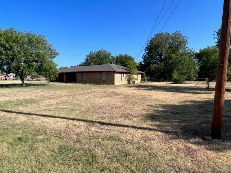 6304 Greenfield Road, Fort Worth, TX 76135