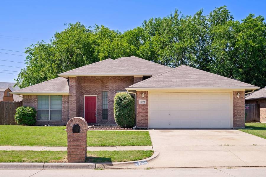 7504 Circle Drive, North Richland Hills, TX 76180