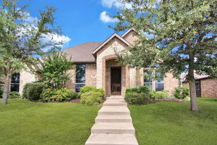 1705 Colonial Drive, Royse City, TX 75189