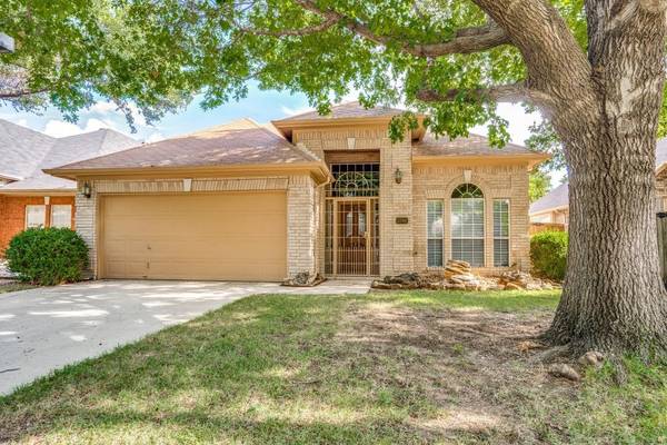 3792 Waterside Court, Addison, TX 75001