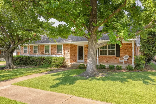 404 Hilltop Lane, Wylie, TX 75098