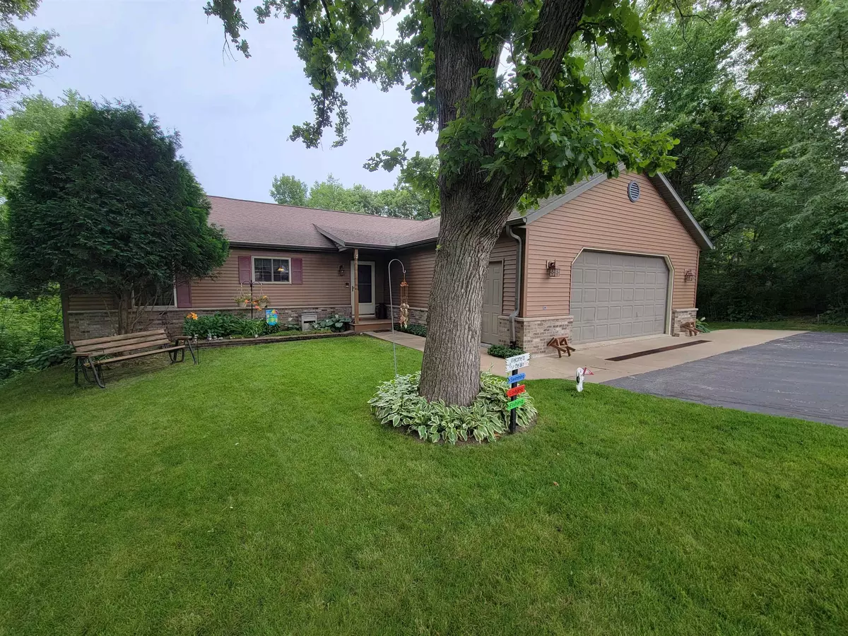 Apple River, IL 61001,9A45 Elm Court