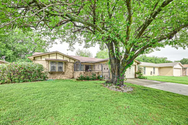 Arlington, TX 76014,3610 Spring Meadows Drive