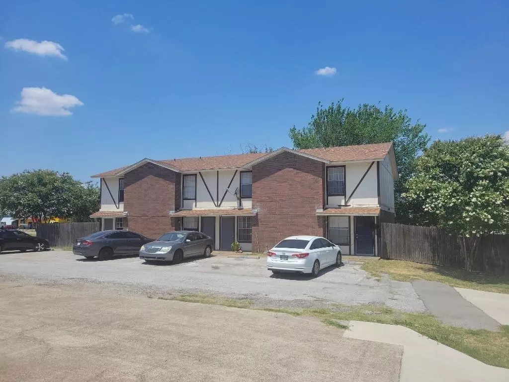 Arlington, TX 76010,1044 Southmoor Drive