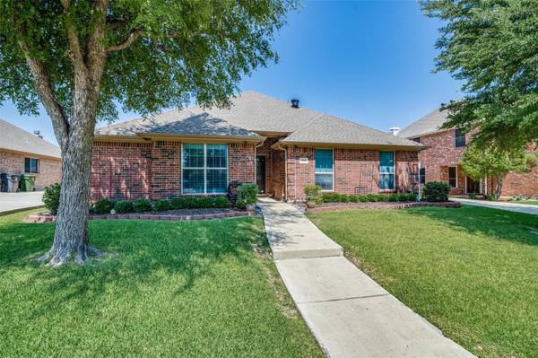 709 Twin Valley Drive, Murphy, TX 75094