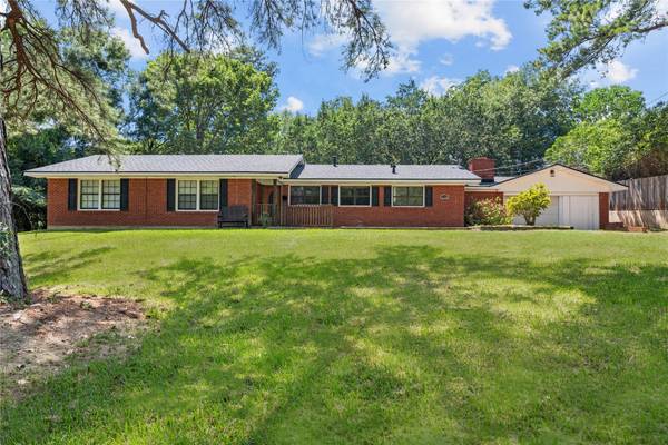 1111 Rathbun Street, Minden, LA 71055