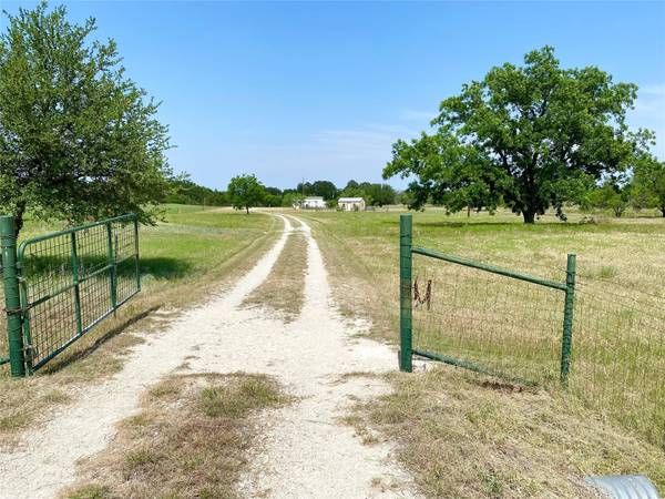 8311 Contrary Creek Road,  Granbury,  TX 76048