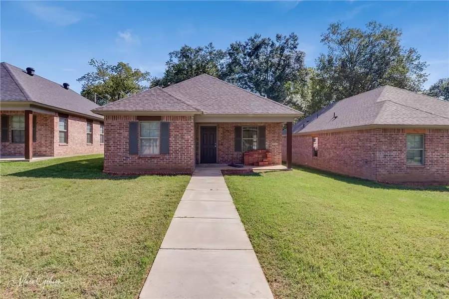 1013 Dalzell, Shreveport, LA 71104