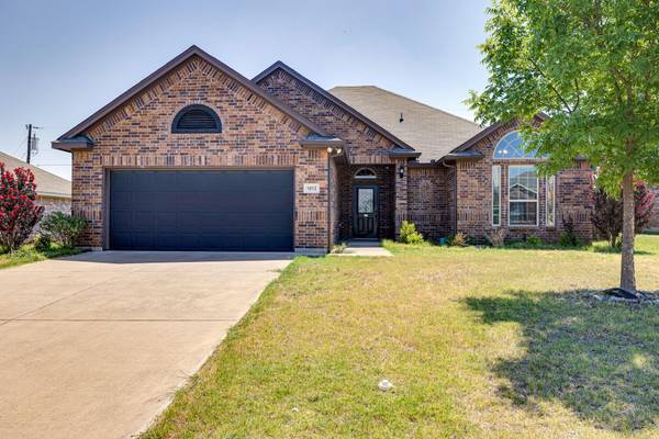 1013 Jenny Drive, Keene, TX 76031