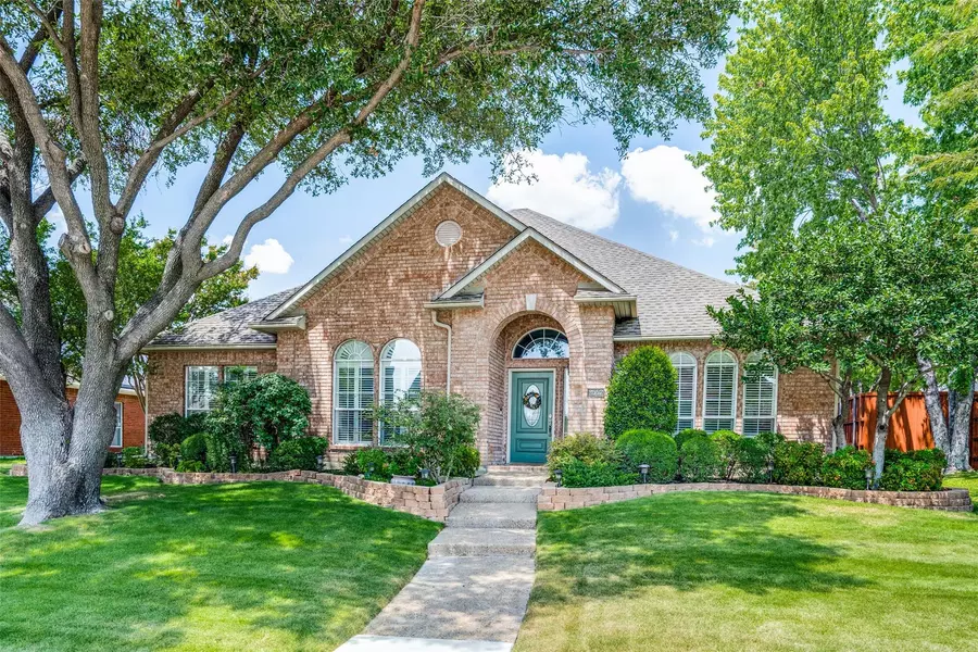 2557 Lands End Drive, Carrollton, TX 75006