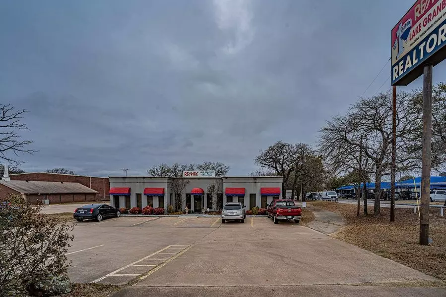 4810 E US Highway 377, Granbury, TX 76049