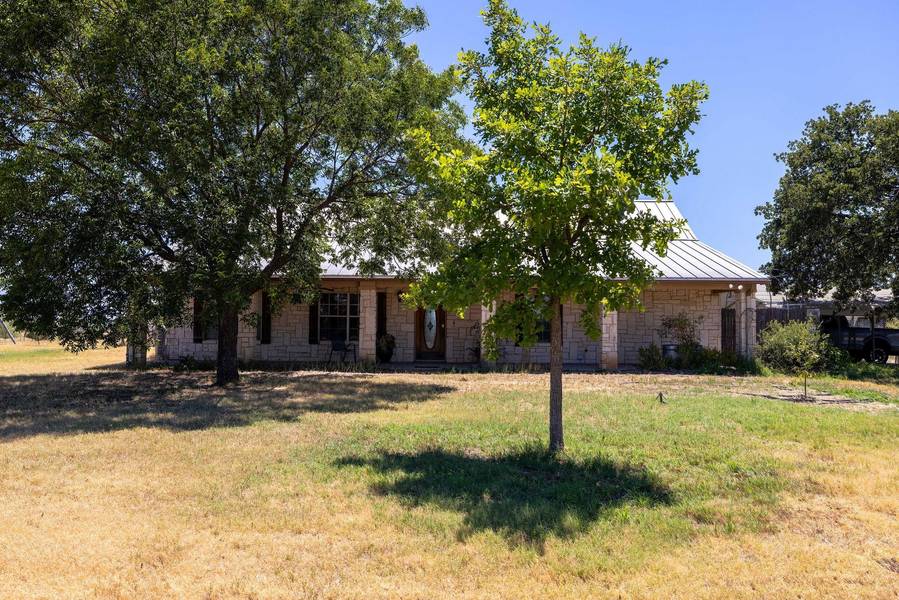 163 County Road 4679, Boyd, TX 76023