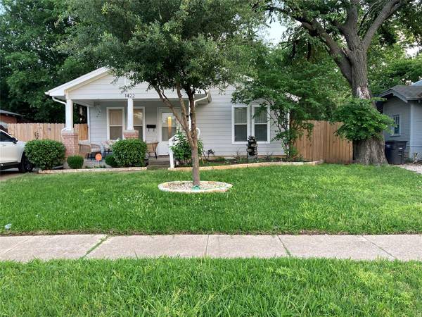 1422 Elmwood Avenue, Fort Worth, TX 76104