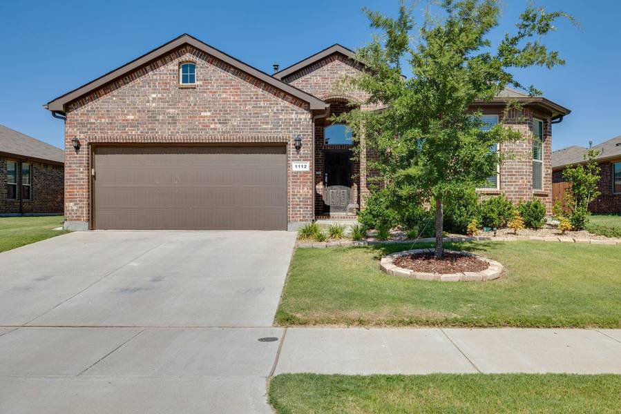 1112 Donnington Trail, Saginaw, TX 76131