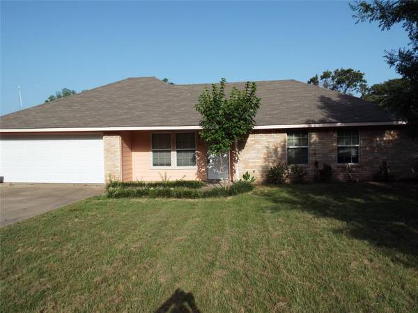 429 Legendary Lane, Gun Barrel City, TX 75156