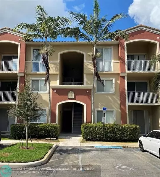 7085 Nova Dr  #212, Davie, FL 33317