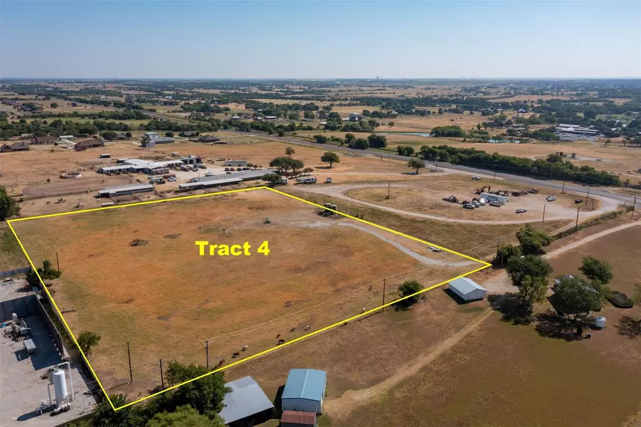 2408 W Strader Road ##4, Justin, TX 76247