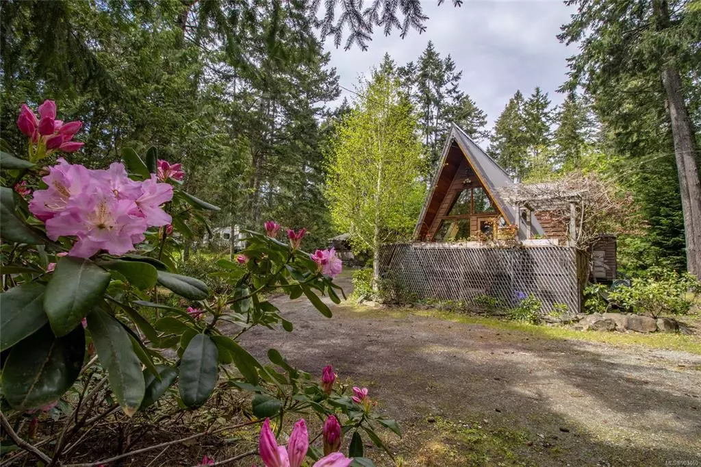 Pender Island, BC V0N 2M2,37260 Schooner Way