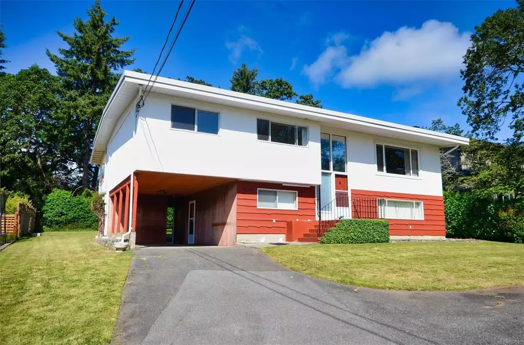 Saanich, BC V8P 3S7,3838 Epsom Dr