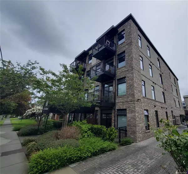 Victoria, BC V8V 3H6,1015 Rockland Ave #303