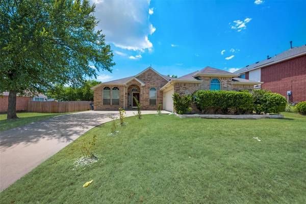 3027 Dorothy Lane, Glenn Heights, TX 75154