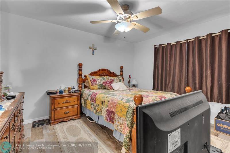 Pembroke Pines, FL 33024,10055 NW 4th St #103