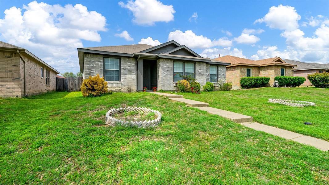 2459 Marimont Lane, Lancaster, TX 75134