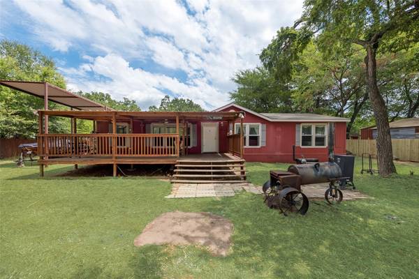 338 Teakwood Avenue, Streetman, TX 75859