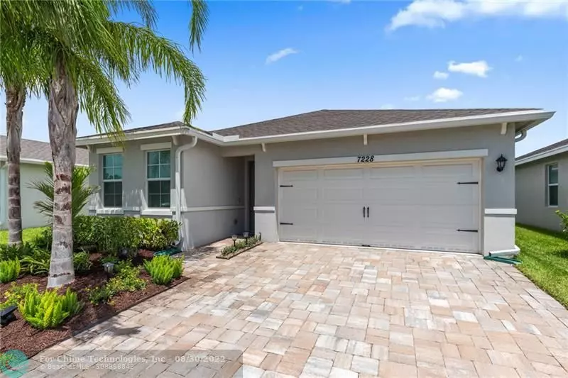 7228 SE Sebona Court, Hobe Sound, FL 33455