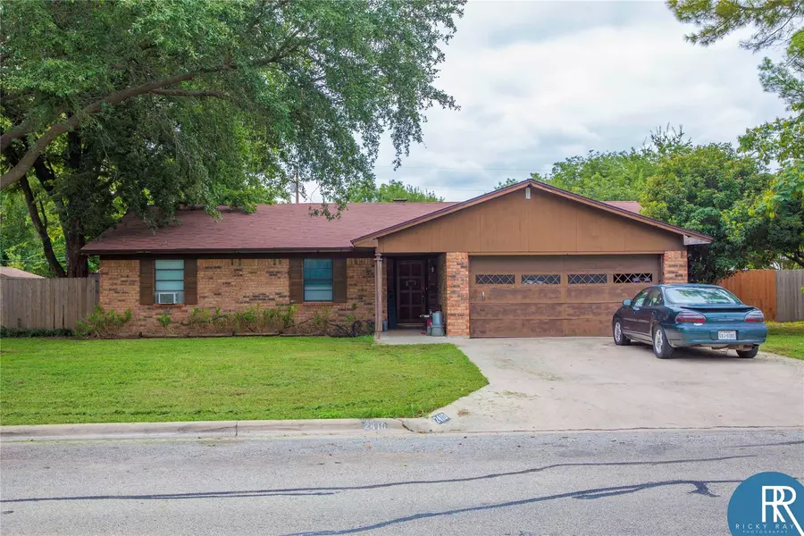 2410 Good Shepherd Drive, Brownwood, TX 76801