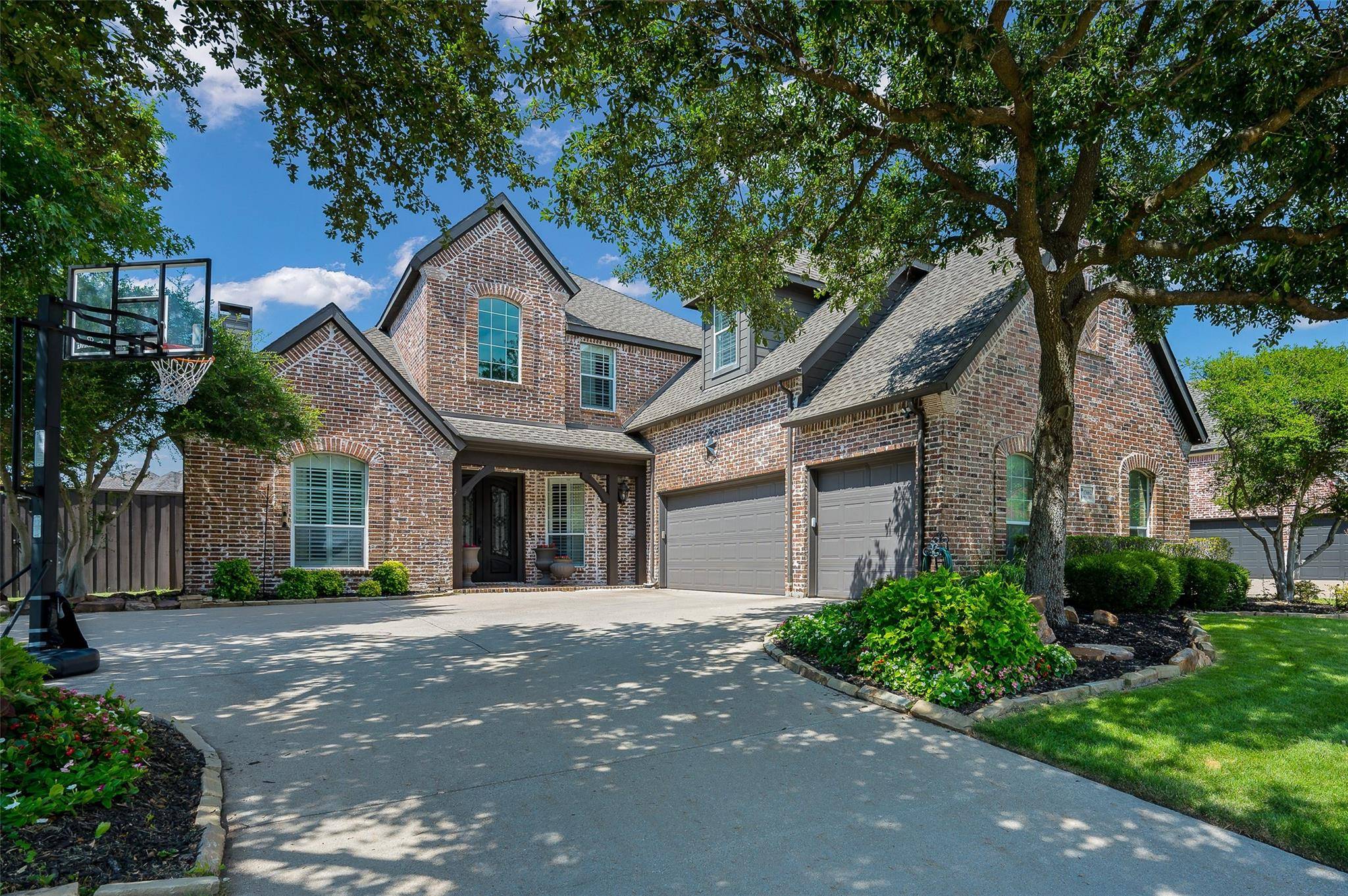 15662 Crown Cove Lane, Frisco, TX 75035