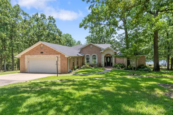 13867 Park Way, Log Cabin, TX 75148