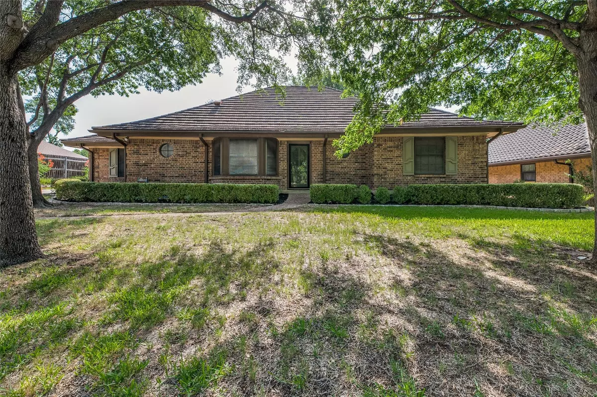 North Richland Hills, TX 76180,4908 Lake Side Circle