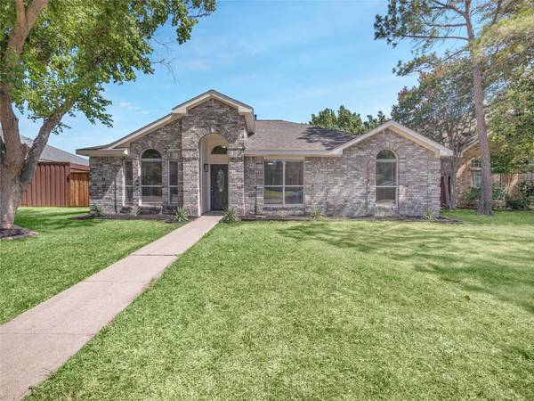 8117 Mcguire Street, Rowlett, TX 75088