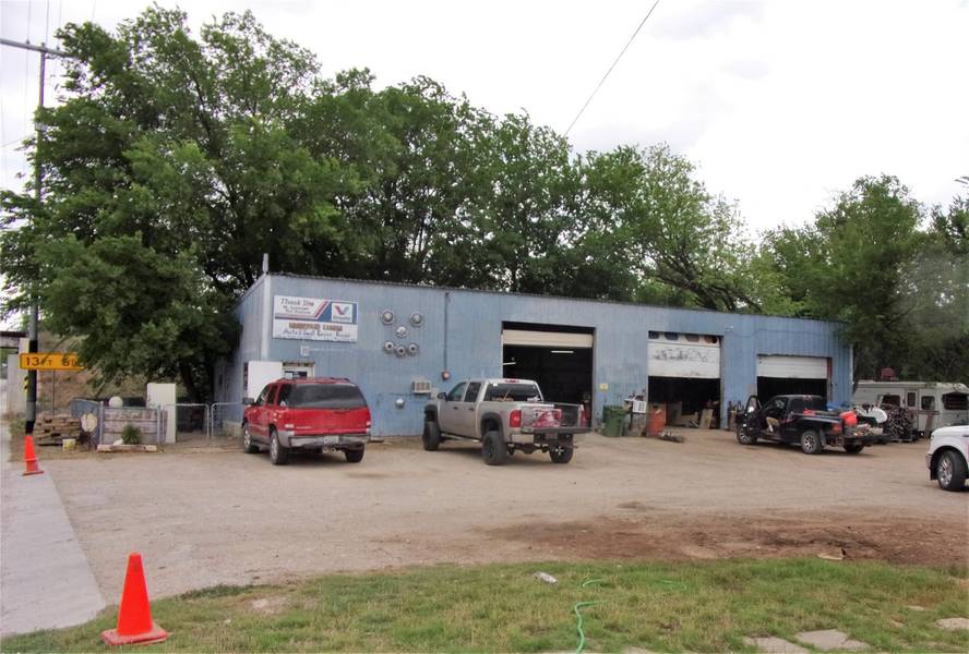 308 N High Street, San Saba, TX 76877