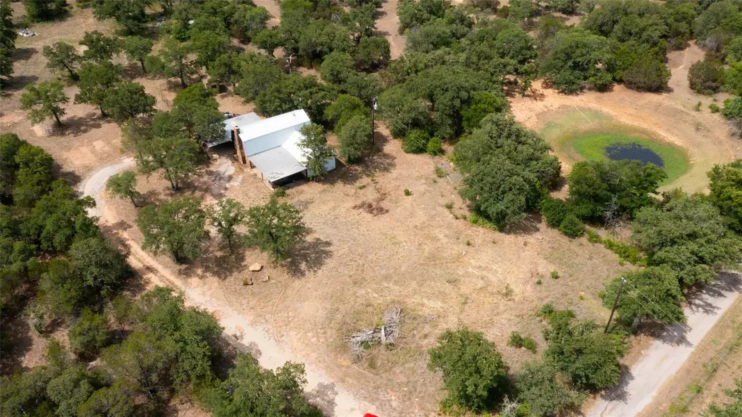 300 Ahlefeld Lane, Palo Pinto, TX 76484