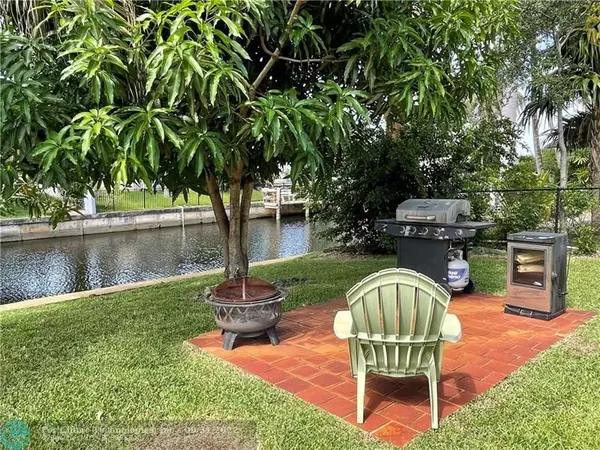 Plantation, FL 33317,6000 SW 16th Ct